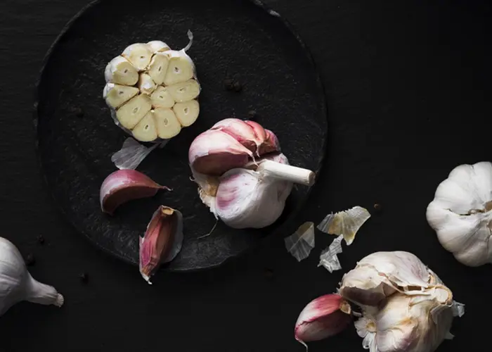 Garlic Through Time – From Pharaohs to Pharmacists